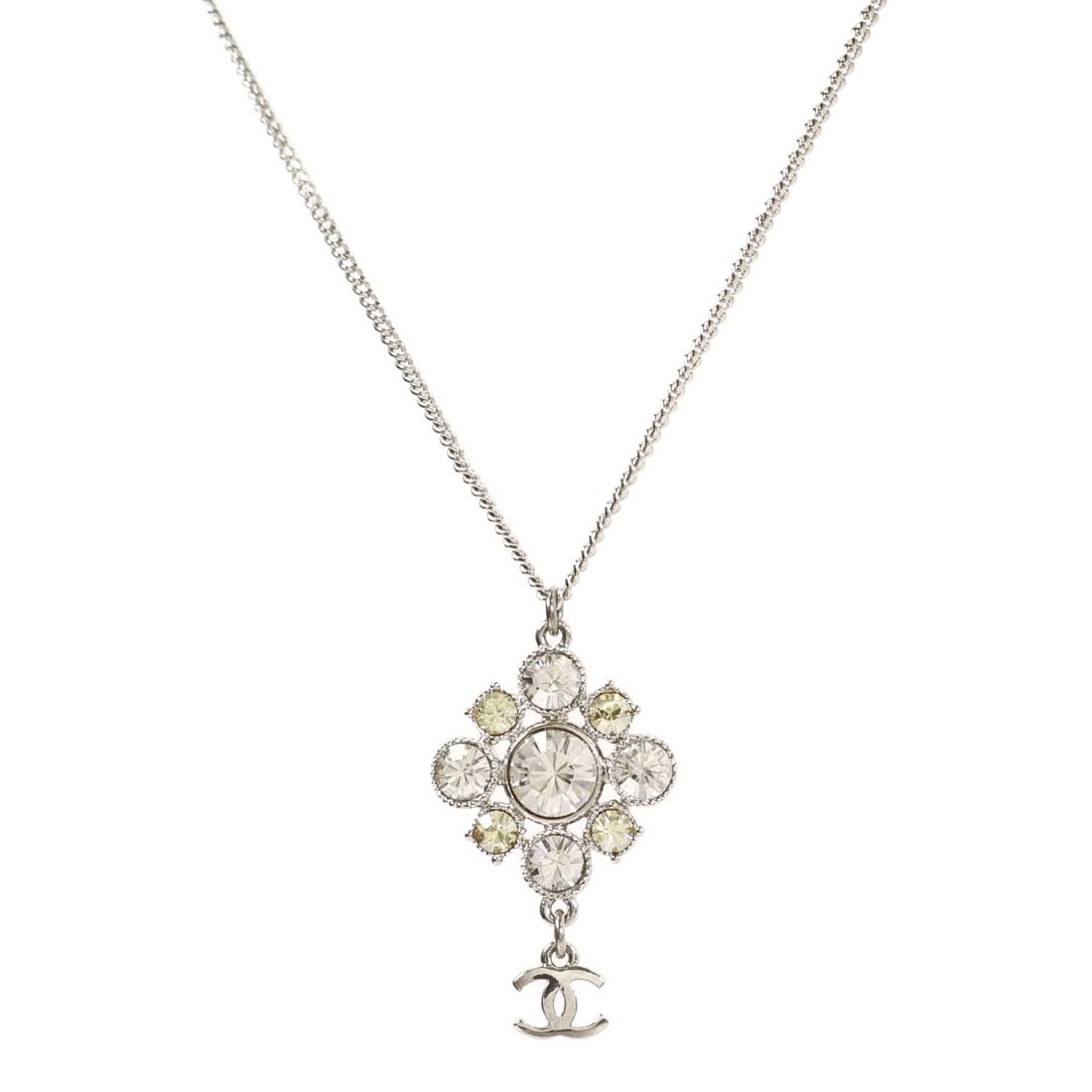 CHANEL CC Strass Necklace Silver Tone Metal with Box Bag: CHANEL CC Strass Necklace Silver Tone Metal with Box Bag CHANEL CC SHW Necklace in metal and strass with a silver-tone finish. The necklace features a clear and silver color combination and includes s