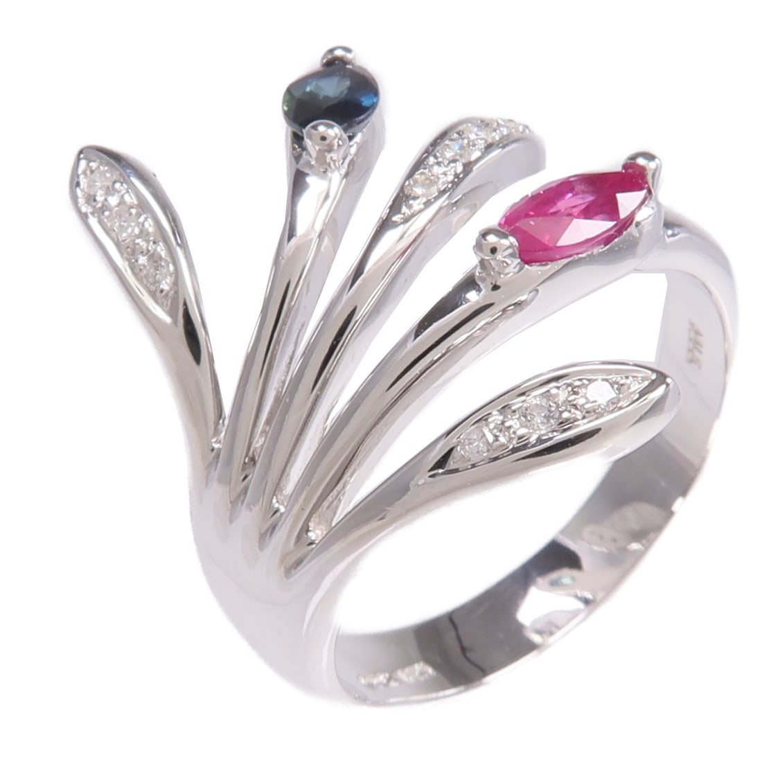 18K White Gold Topaz Diamond Ring Size 7 by JEWELRY: 18K White Gold Topaz Diamond Ring Size 7 by JEWELRY A women's ring featuring topaz and diamond in K18WG white gold. The ring is size 7 and has a blue and pink color presentation. It is described as be