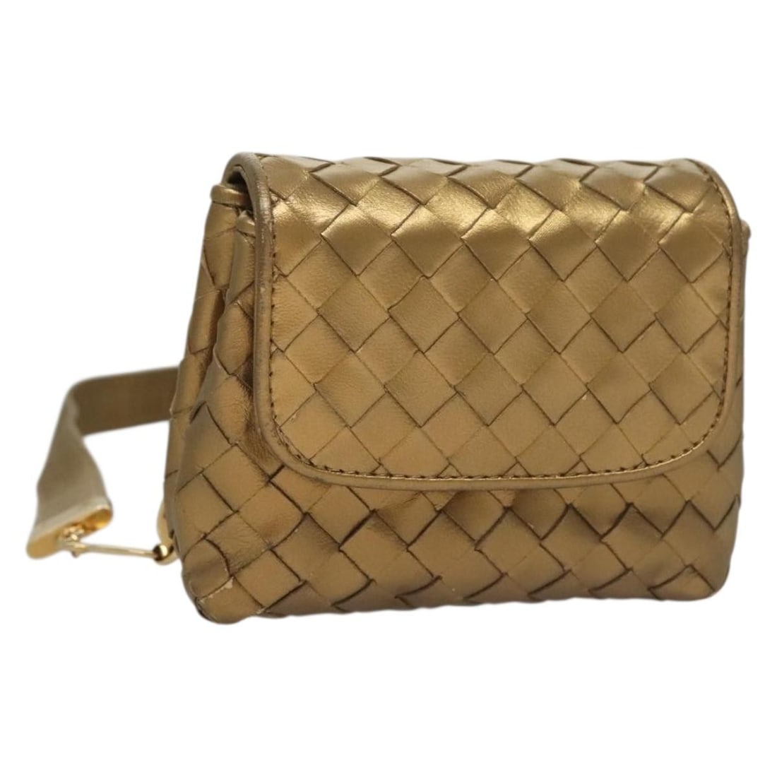 Bottega Veneta Intrecciato Leather Shoulder Bag in Gold: Bottega Veneta Intrecciato Leather Shoulder Bag in Gold Bottega Veneta Intrecciato shoulder bag in gold leather, made in Italy. This women's bag is offered without the original box or dust bag; only t