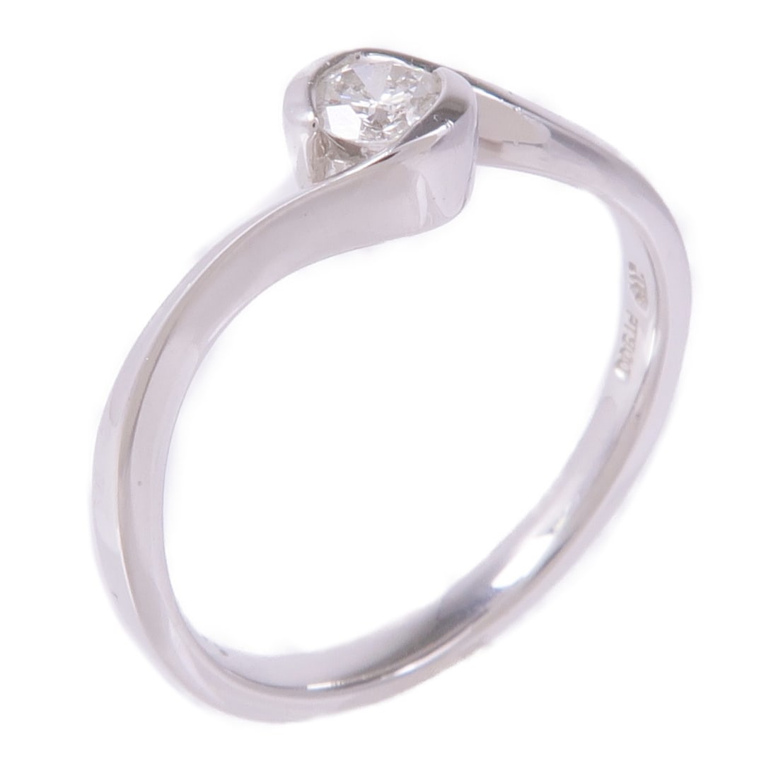 PT900 Platinum Diamond Ring Size 5.75: PT900 Platinum Diamond Ring Size 5.75 Diamond ring in PT900 platinum with a clear and silver color presentation. The ring features diamond accents with a stated diamond weight of 0.16 ct, a ring size 