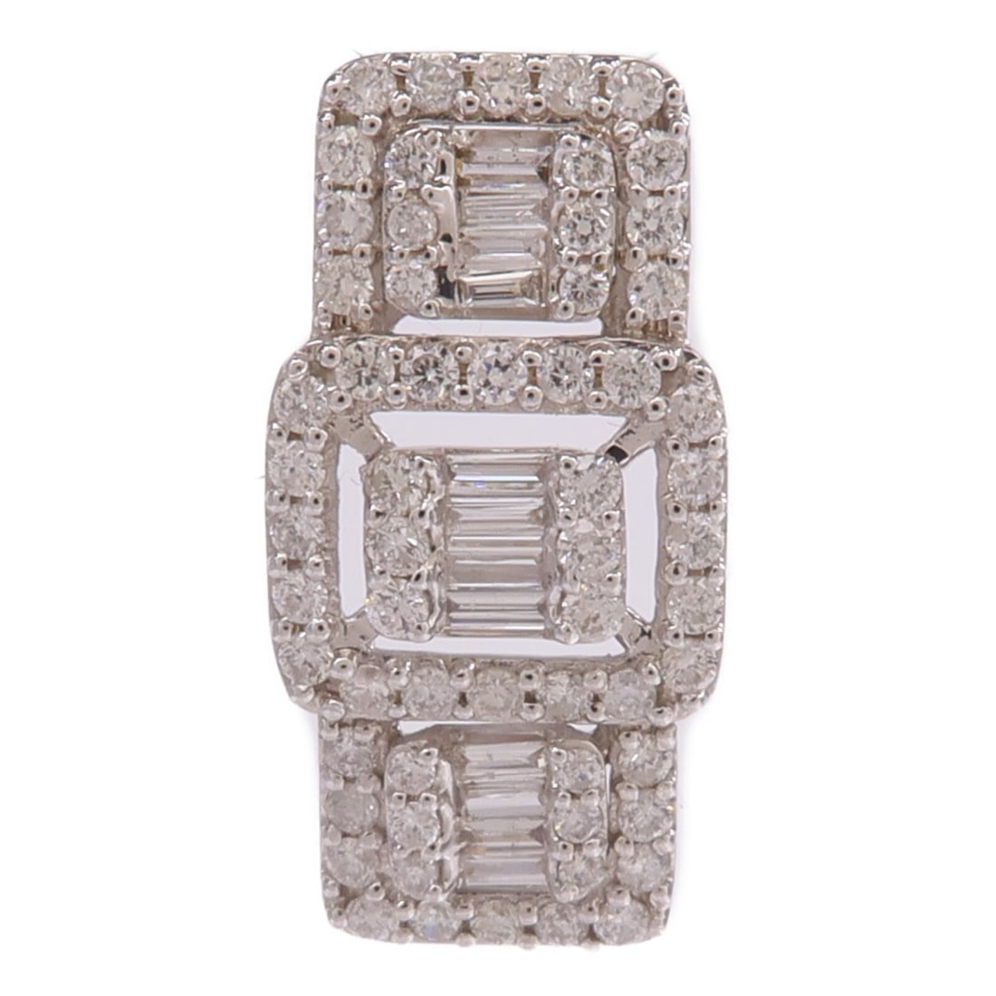 18K White Gold Diamond Pendant Top for Women: 18K White Gold Diamond Pendant Top for Women Diamond pendant top in 18K white gold (K18WG) with a clear finish and diamond accent. Designed for women, this piece measures 20 mm x 10 mm and weighs 1.8 