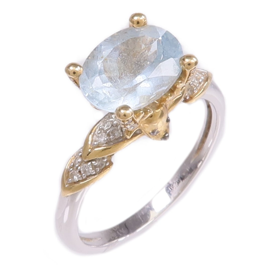 JEWELRY Aquamarine Diamond Ring in 18K Yellow and White Gold Size 5.75: JEWELRY Aquamarine Diamond Ring in 18K Yellow and White Gold Size 5.75 Aquamarine and diamond ring in 18K yellow gold and white gold, designed for women in a regular size 5.75. The ring features a blu