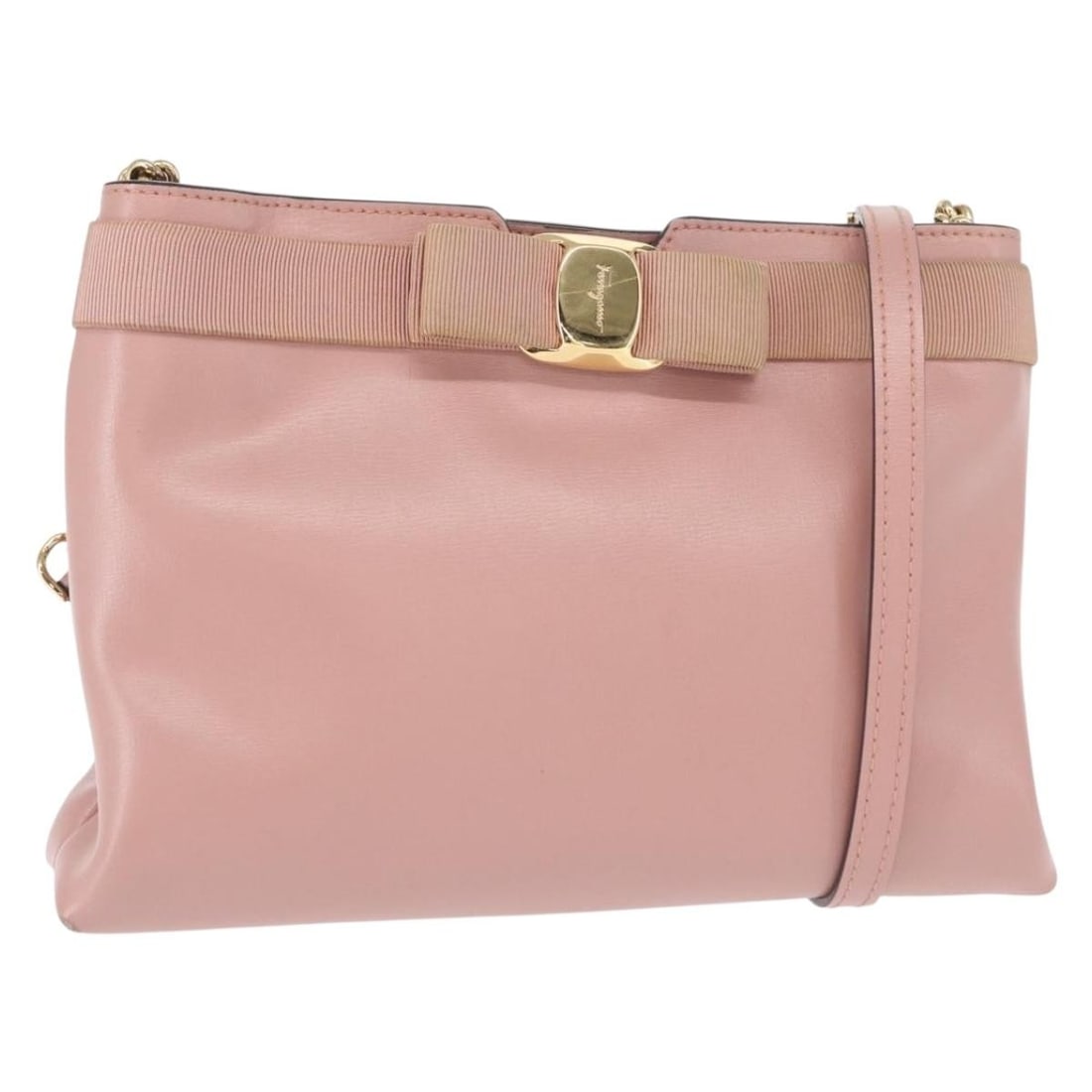 Salvatore Ferragamo Vala Pink Gold Leather Shoulder Bag 2way: Salvatore Ferragamo Vala Pink Gold Leather Shoulder Bag 2way This Salvatore Ferragamo Chain Vala shoulder bag is crafted from pink and gold leather and offers versatile 2-way wear. Made in Italy, it f