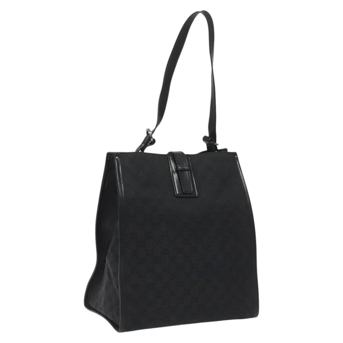 Black Nylon GG Canvas Gucci Tote Bag Model 109101 Silver Accents: Black Nylon GG Canvas Gucci Tote Bag Model 109101 Silver Accents This is a GUCCI GG Canvas tote bag in black and silver, crafted from nylon and GG canvas. Designed for women, the bag features a spacio