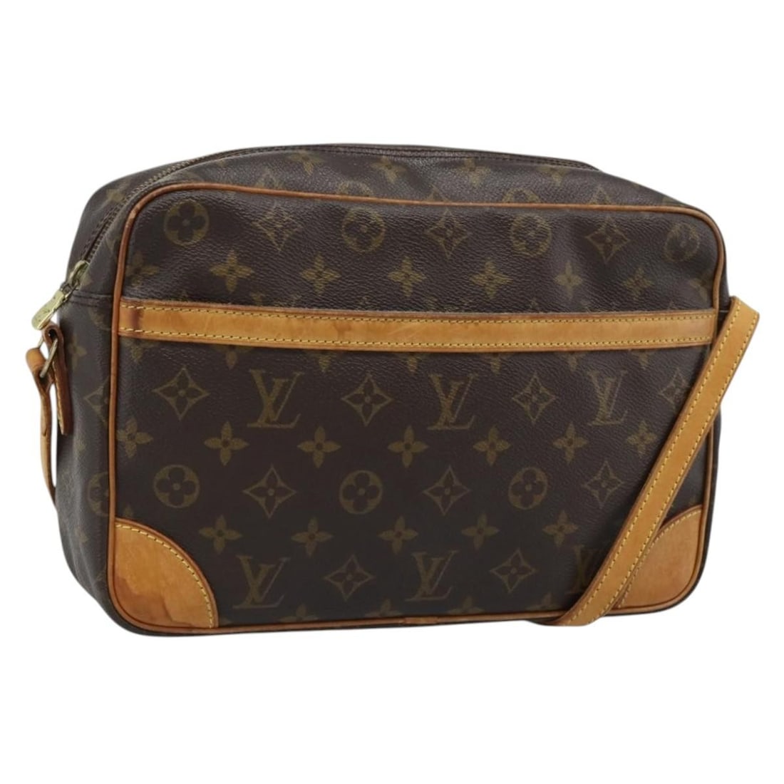 Louis Vuitton M51272 Trocadero 30 Monogram Canvas Shoulder Bag: Louis Vuitton M51272 Trocadero 30 Monogram Canvas Shoulder Bag Louis Vuitton Trocadero 30 shoulder bag in Monogram canvas, model M51272, made in France. This women's bag includes an adjustable shoulde