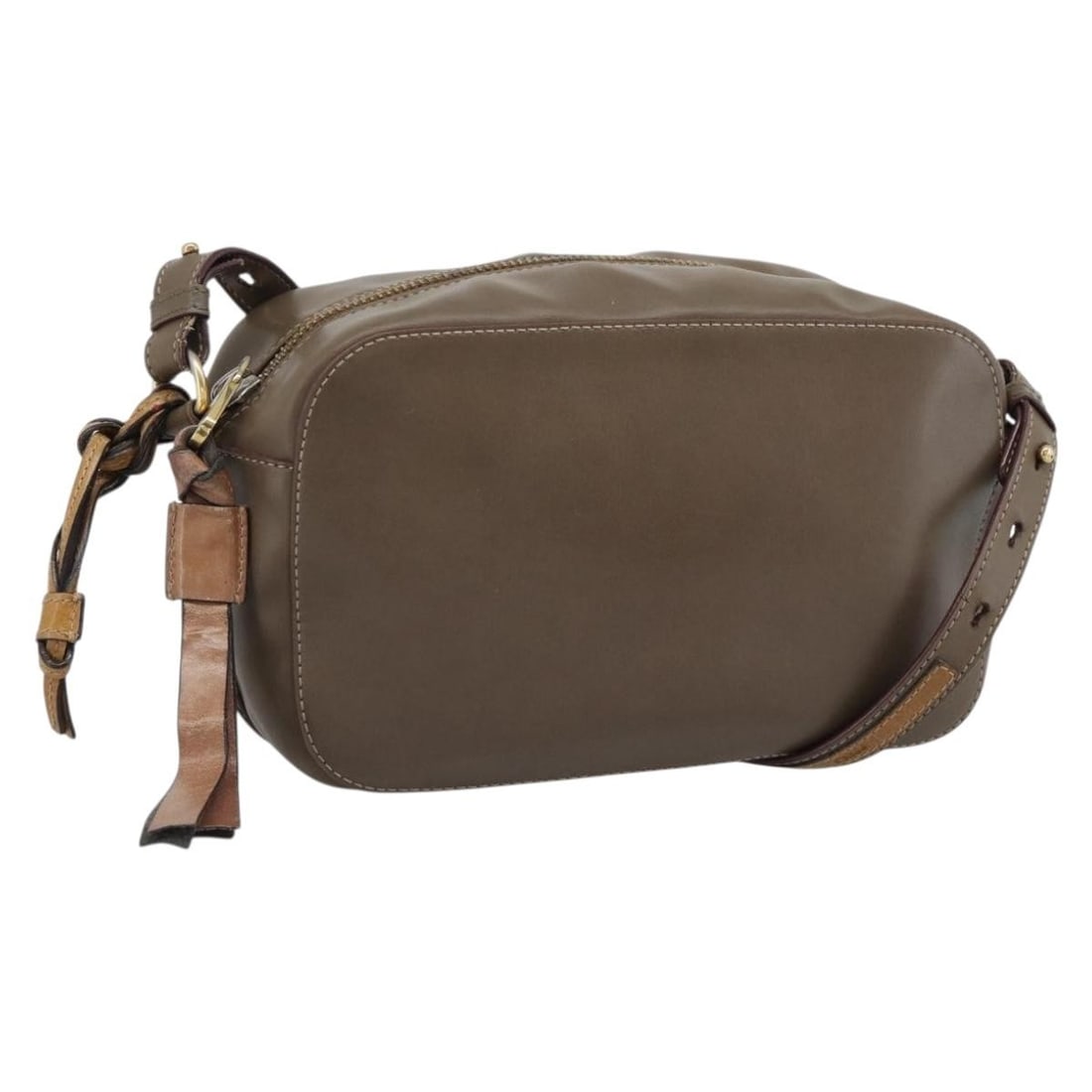 Chloe Leather Shoulder Bag in Brown with Gold Tone Hardware: Chloe Leather Shoulder Bag in Brown with Gold Tone Hardware Chloe shoulder bag in brown leather with gold-tone accents. Made in Romania, this women's bag is offered without the original box or dust ba