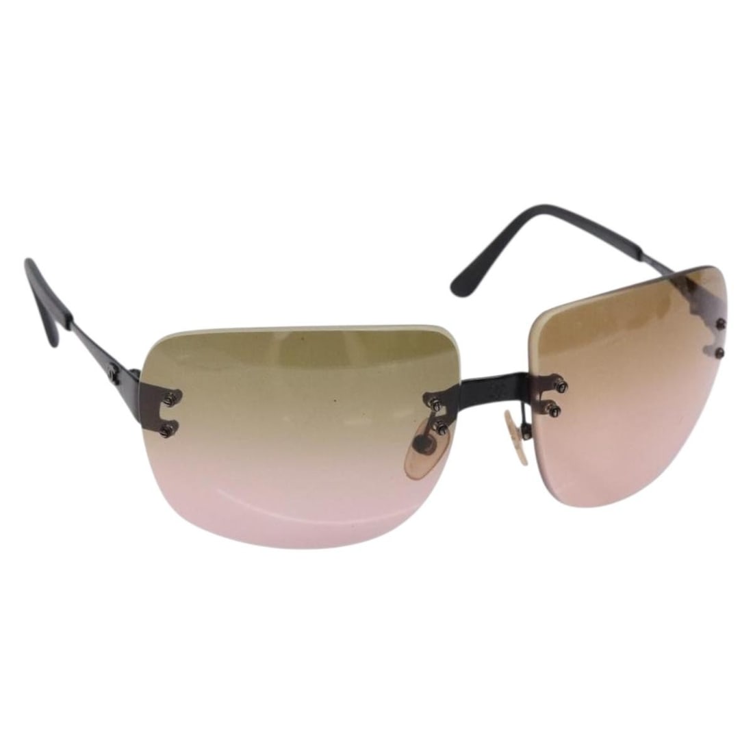 CHANEL Brown Plastic Sunglasses Italy Auth CC Serial No 64#16: CHANEL Brown Plastic Sunglasses Italy Auth CC Serial No 64#16 Elevate your accessory collection with these stylish CHANEL sunglasses. Crafted in Italy, these sunglasses feature a chic brown plastic ex