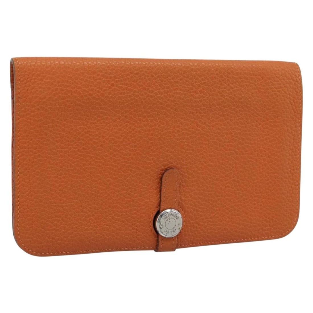 Hermes Dogon GM Orange Togo Leather Wallet Silver Hardware: Hermes Dogon GM Orange Togo Leather Wallet Silver Hardware Hermes Dogon GM wallet in Togo leather with an orange and silver color scheme. Made in France, this wallet measures approximately W20 cm x H1