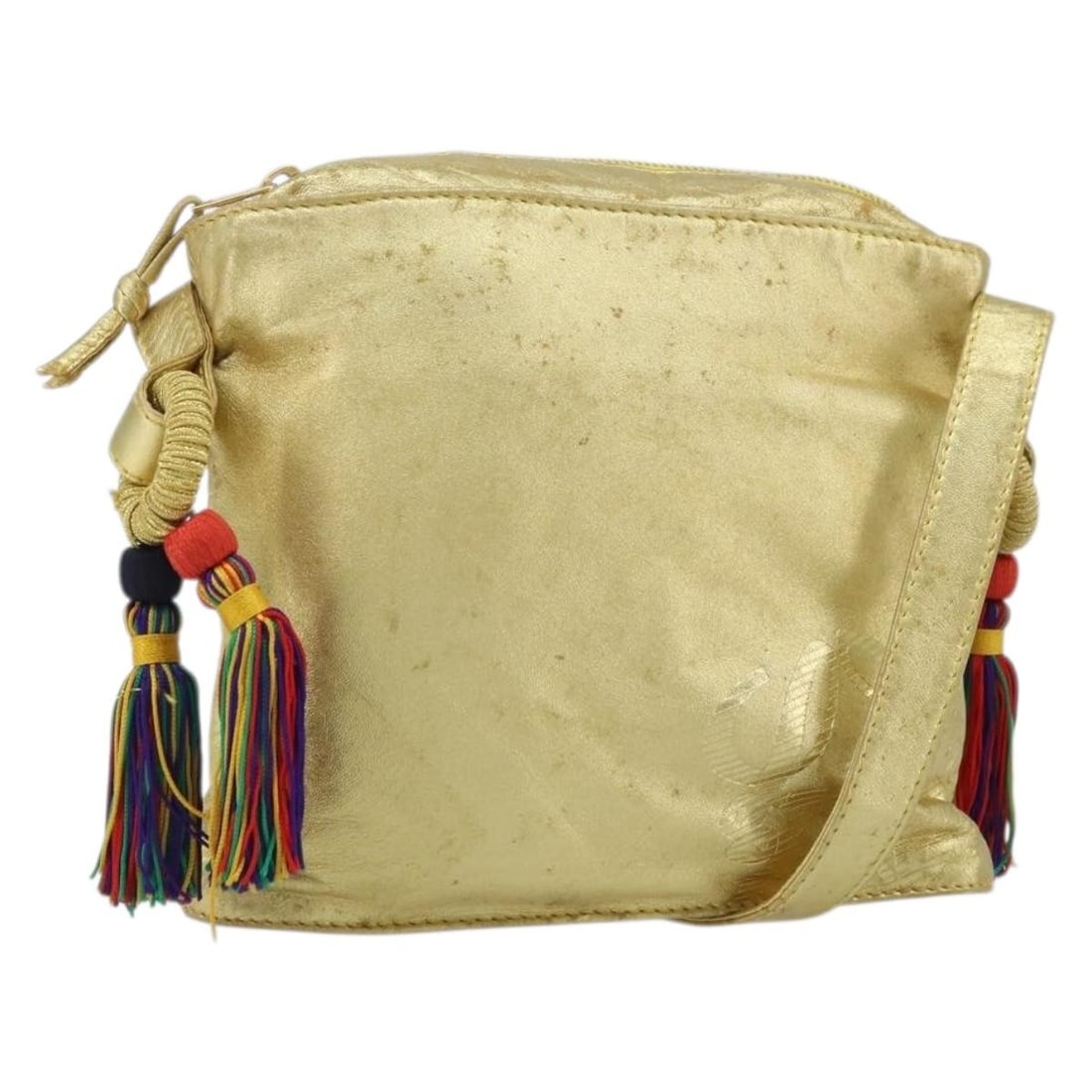 LOEWE Anagram Leather Shoulder Bag Gold Made in Spain: LOEWE Anagram Leather Shoulder Bag Gold Made in Spain LOEWE anagram shoulder bag in gold leather, made in Spain. This pre-owned bag is a shoulder bag style and is offered in heavily used condition, wi