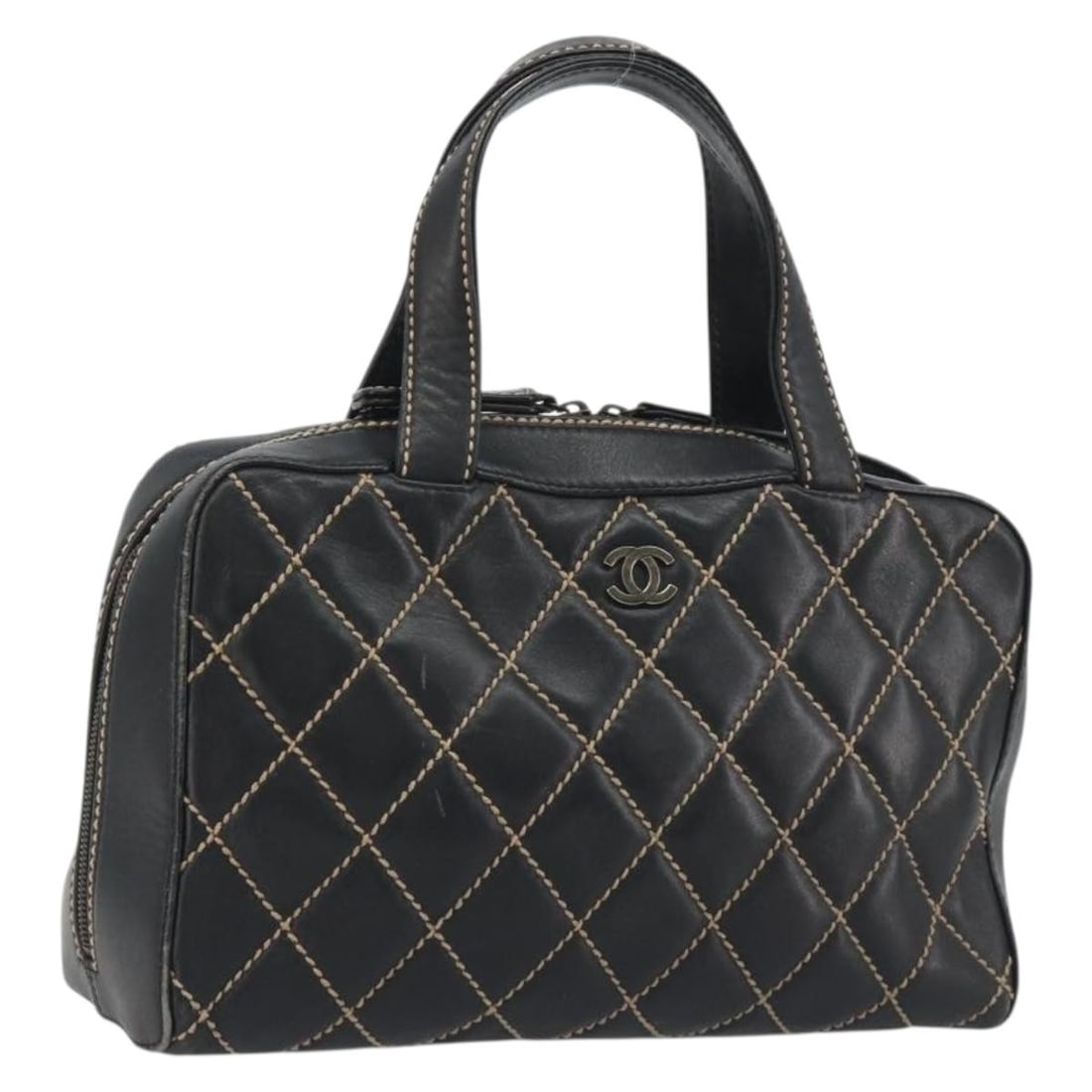 CHANEL Wild Stitch Black Leather Handbag CC Logo Italy: CHANEL Wild Stitch Black Leather Handbag CC Logo Italy Black leather CHANEL Wild Stitch hand bag in heavily used condition. Made in Italy, this piece features the stated Wild Stitch style and comes wi