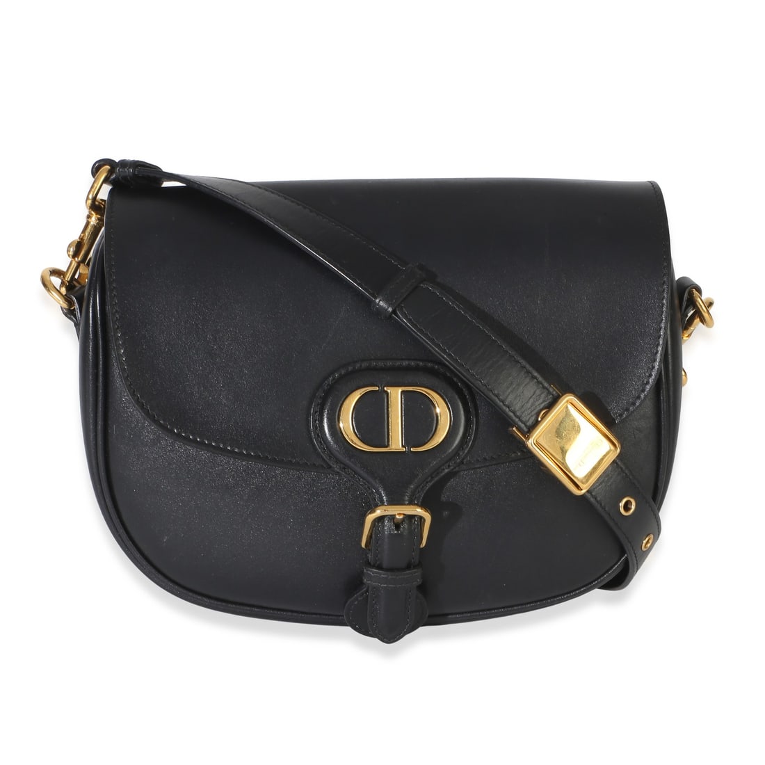 Christian Dior Medium Bobby shoulder bag in black leather: Christian Dior Medium Bobby shoulder bag in black leather Pre-owned Christian Dior Medium Bobby flap bag in black box calfskin with a structured shoulder bag silhouette. It features a magnetic snap cl
