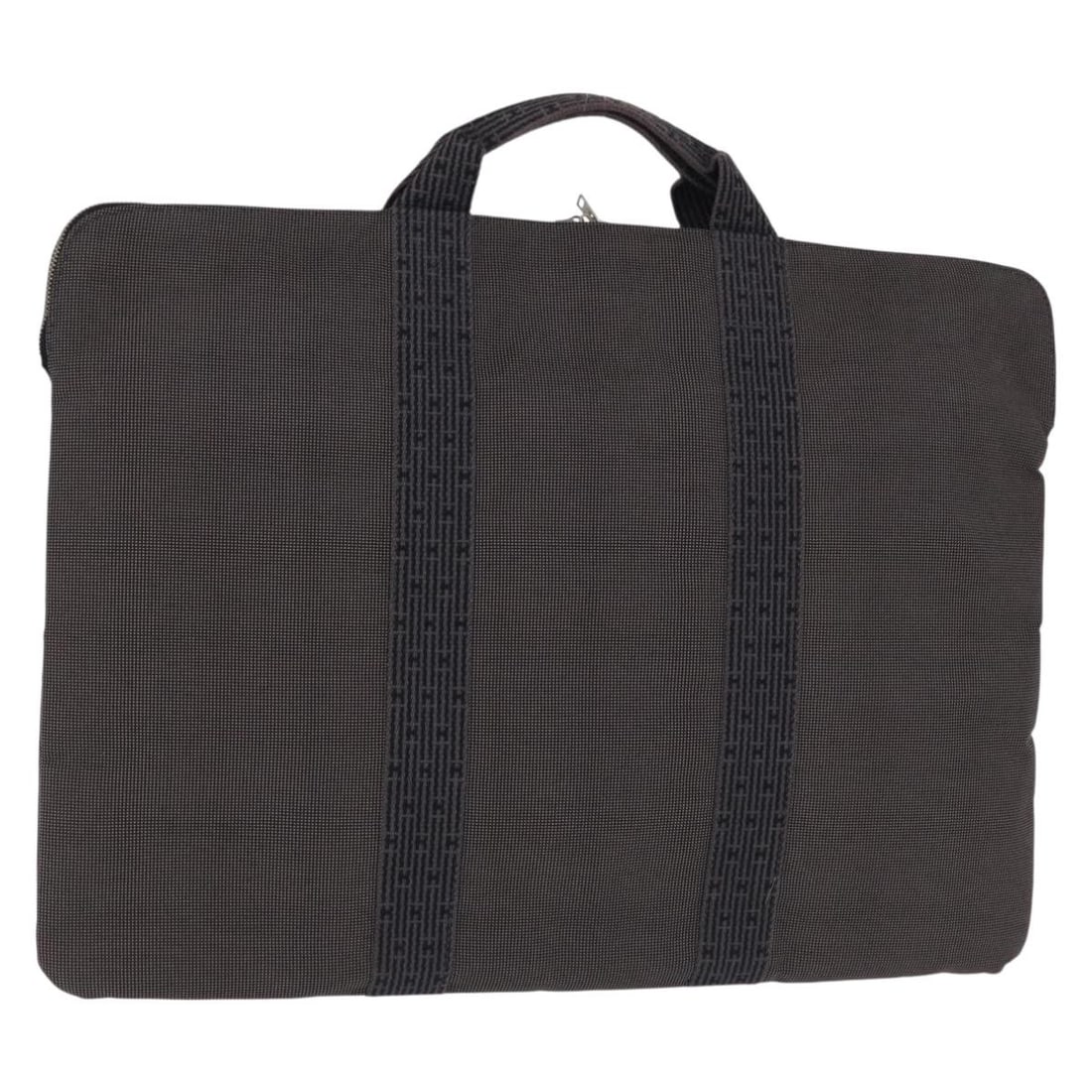 Hermes Her Line Cabas Canvas Tote Bag Gray Silver: Hermes Her Line Cabas Canvas Tote Bag Gray Silver Hermes Her Line Cabas hand bag in canvas with a gray and silver color scheme. Designed for women, this France-made bag measures approximately 53 cm wi