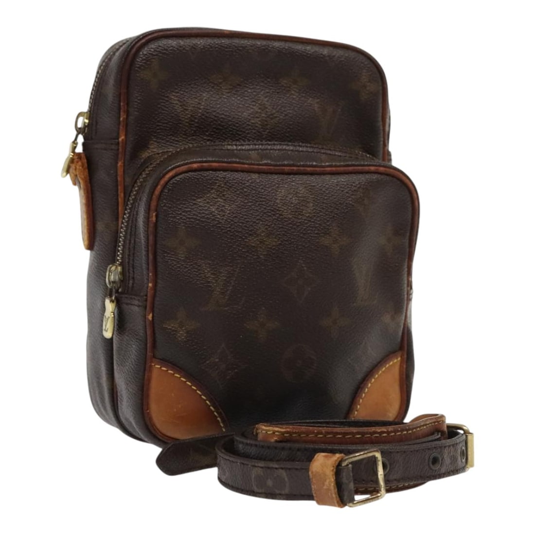 Louis Vuitton Amazon Monogram Canvas Shoulder Bag M45236 France: Louis Vuitton Amazon Monogram Canvas Shoulder Bag M45236 France This Louis Vuitton Monogram Amazon Shoulder Bag, model M45236, is crafted from the brand's signature monogram canvas with a monogram ext