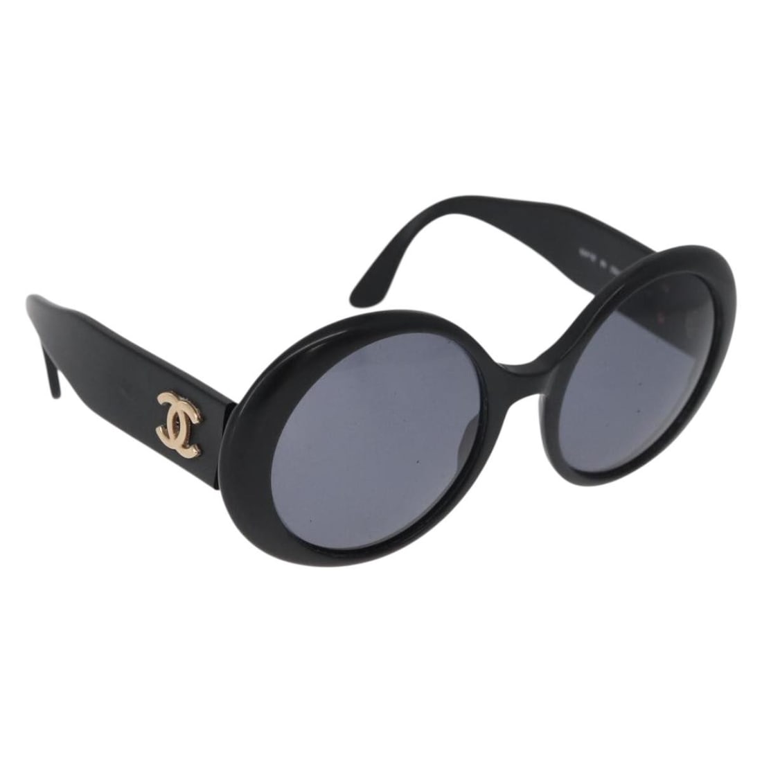 Black Plastic Chanel Coco Mark Sunglasses CC Italy: Black Plastic Chanel Coco Mark Sunglasses CC Italy Black CHANEL COCO Mark sunglasses made of plastic. Made in Italy, they measure approximately W14 cm x H5.5 cm (W5.5 x H2.2 inches). The item is heavi