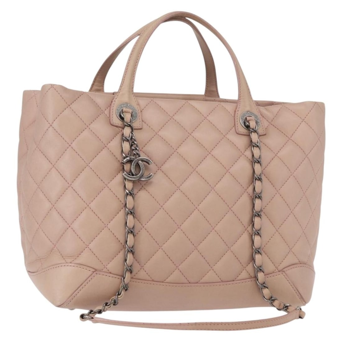 CHANEL Matelasse Pink Silver Leather Tote Bag 2way Auth: CHANEL Matelasse Pink Silver Leather Tote Bag 2way Auth This authentic CHANEL Matelasse Tote Bag is a stylish accessory made from high-quality leather in a chic pink and silver color combination. The 