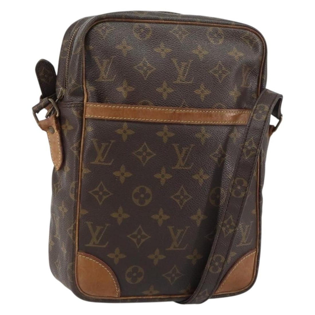 LOUIS VUITTON Monogram DanubeMM Shoulder Bag M45264 Auth France: LOUIS VUITTON Monogram DanubeMM Shoulder Bag M45264 Auth France Introducing the LOUIS VUITTON Monogram Danube MM Shoulder Bag, a timeless accessory that combines luxury with practicality. Crafted from