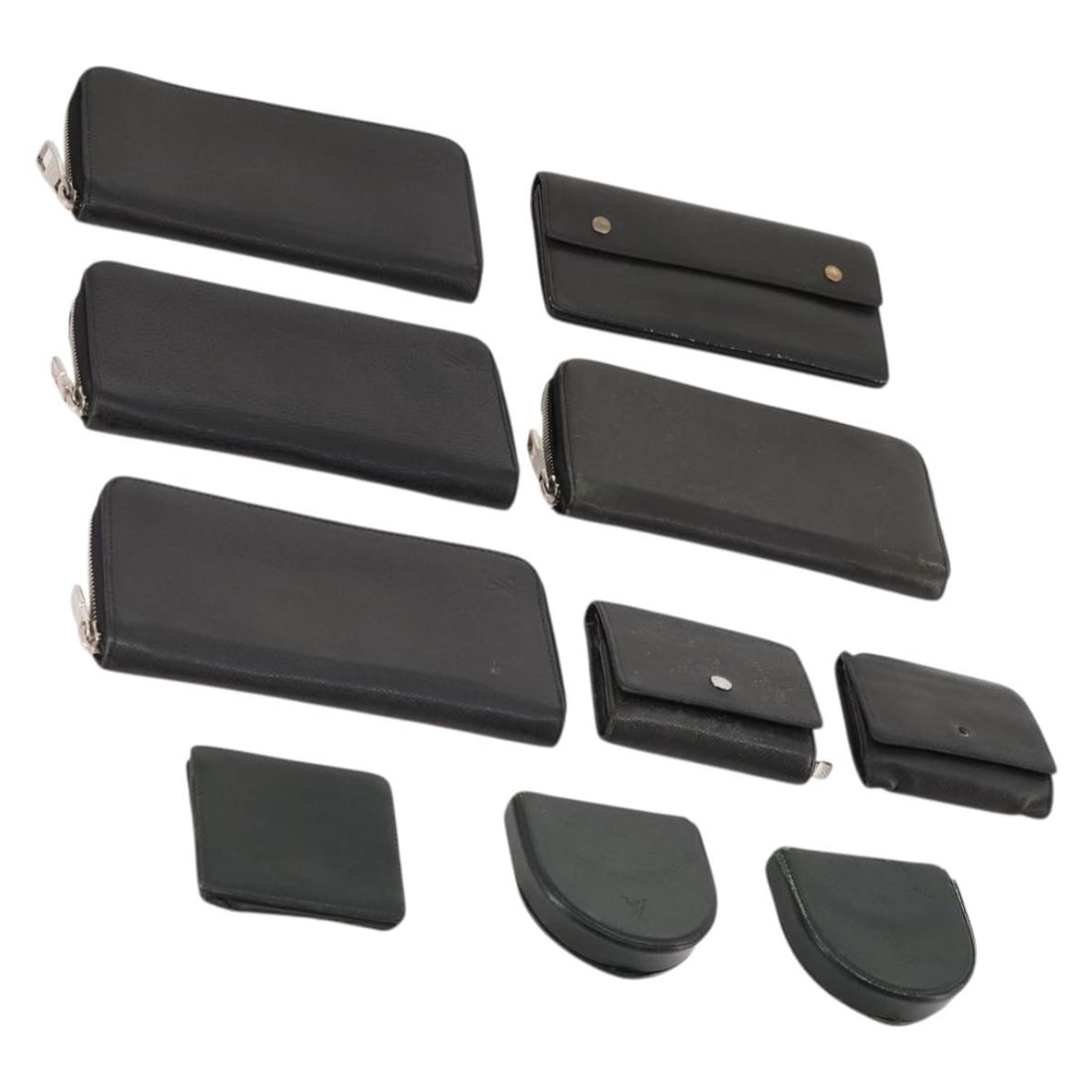 10 Wallet Bundle Louis Vuitton Taiga Leather Epicea Ardoise: 10 Wallet Bundle Louis Vuitton Taiga Leather Epicea Ardoise Louis Vuitton Taiga leather wallet in Epicea and Ardoise. This heavily used wallet is made in France and is offered without the original box