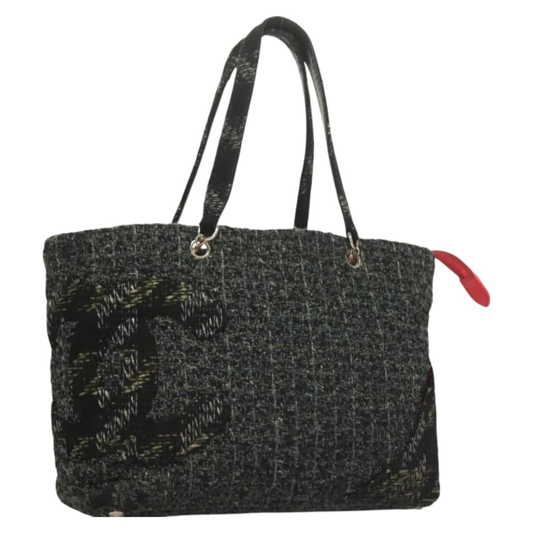 Chanel CC Black Silver Canvas Tweed Tote Bag Made in Italy: Chanel CC Black Silver Canvas Tweed Tote Bag Made in Italy A CHANEL tote bag in black and silver, crafted from canvas and made in Italy. It features a tote bag style with approximate dimensions of W34