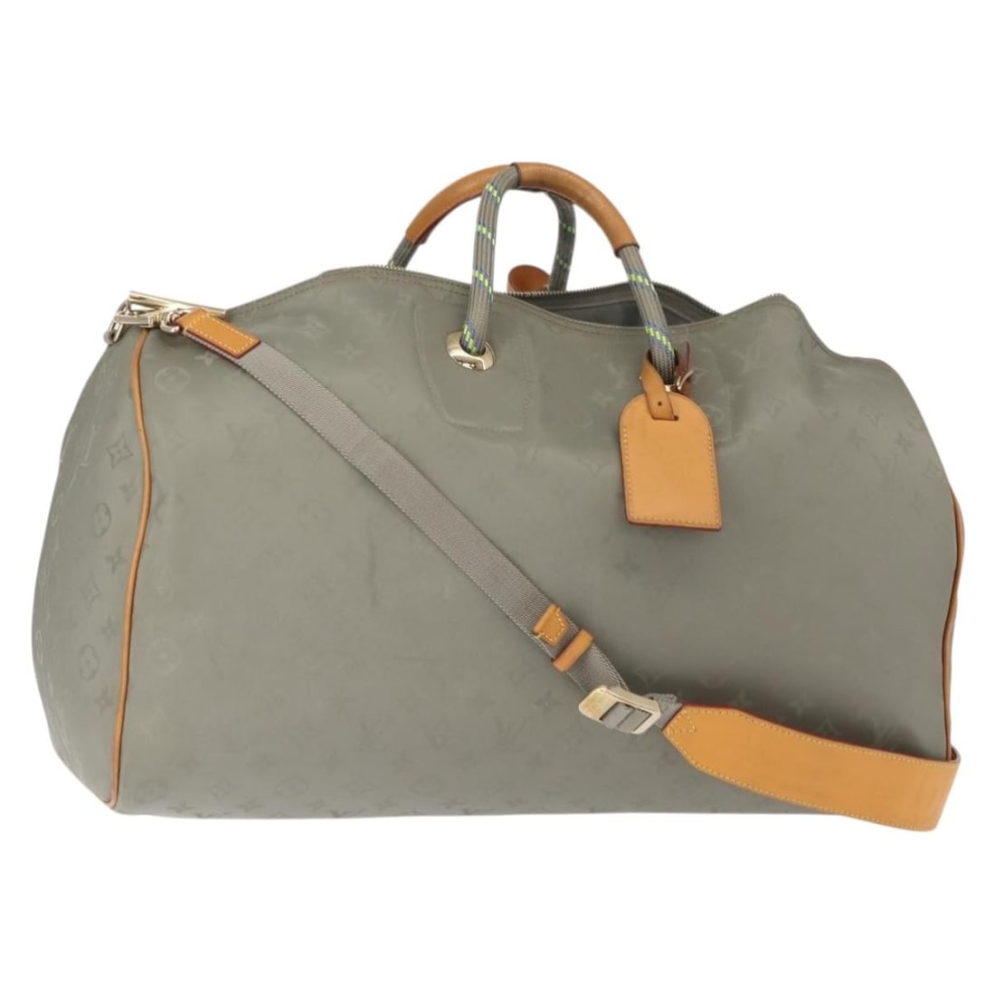 LOUIS VUITTON Monogram Titanium Keepall Bandouliere 50 Bag M43886 France: LOUIS VUITTON Monogram Titanium Keepall Bandouliere 50 Bag M43886 France Introducing the LOUIS VUITTON Monogram Titanium Keepall Bandouliere 50 Bag, a luxurious Boston bag crafted from premium monogra