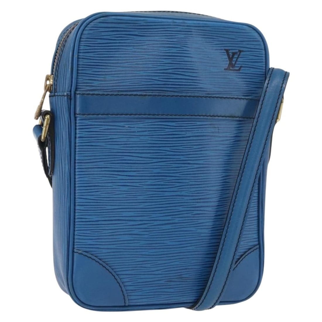 Louis Vuitton M45635 Danube Blue Epi Leather Shoulder Bag: Louis Vuitton M45635 Danube Blue Epi Leather Shoulder Bag Louis Vuitton Epi Danube shoulder bag in blue Epi leather, made in France. This women's shoulder bag measures approximately 15.5 cm W x 21 cm 