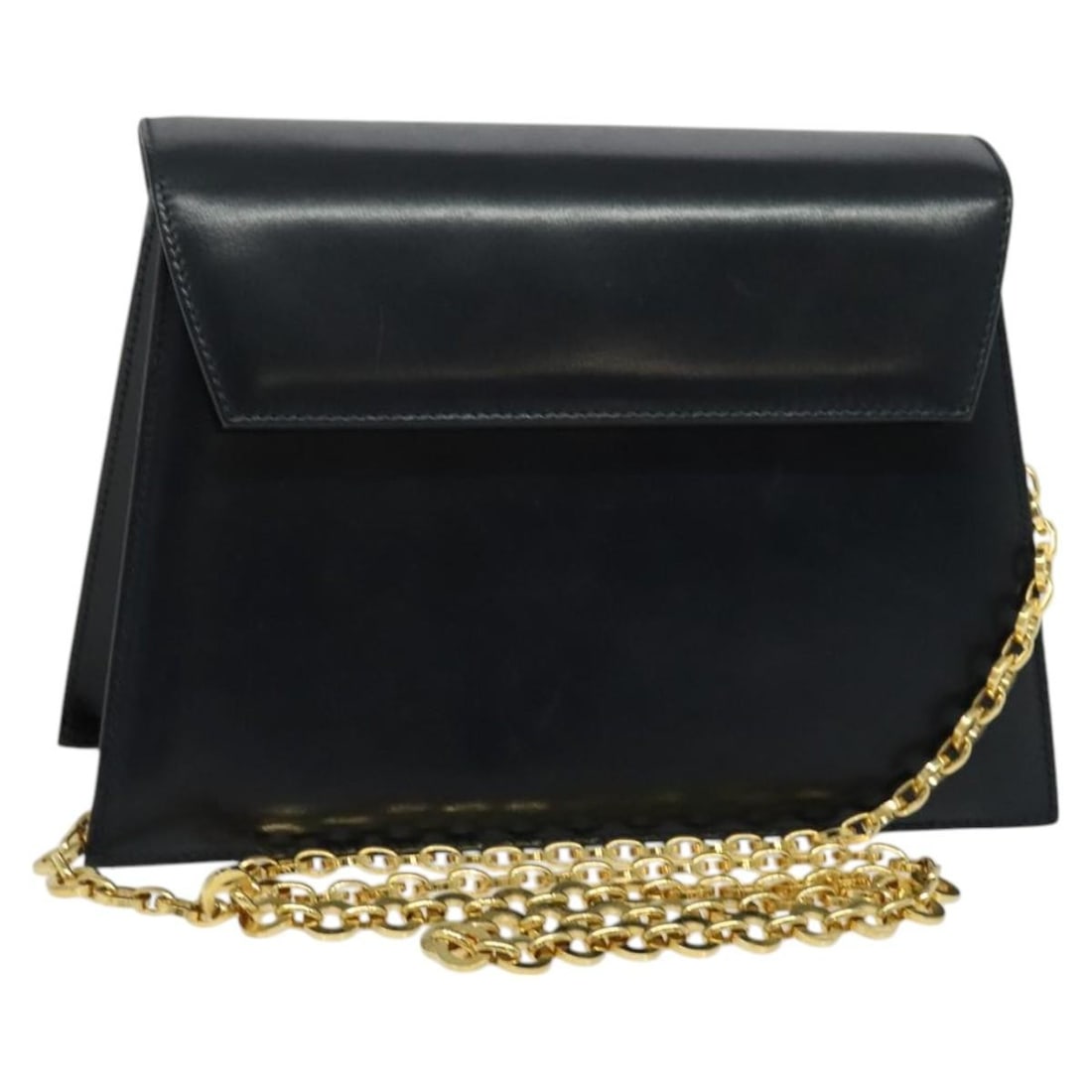Ferragamo navy gold leather shoulder bag chain strap Italy: Ferragamo navy gold leather shoulder bag chain strap Italy This Salvatore Ferragamo chain shoulder bag is crafted from navy leather with gold-tone accents. Designed for women, it features a structured