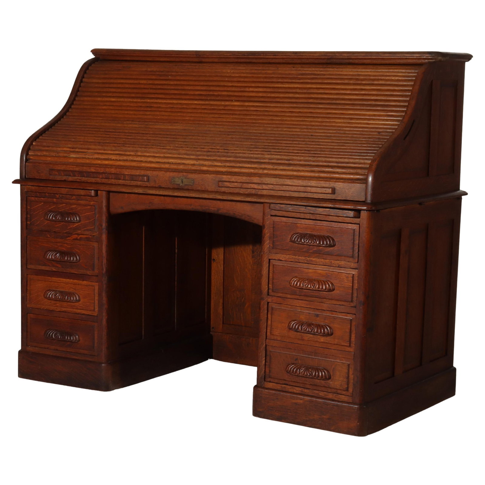 Antique Oak Roll Top Desk Unsigned C1900 with Full Interior: Antique Oak Roll Top Desk Unsigned C1900 with Full Interior This exquisite Antique Oak S-Roll Top Desk, dating from around 1900, features a distinctive S-shaped roll top design that adds elegance to a