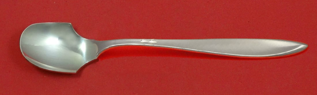 Gossamer by Gorham Sterling Silver Cheese Scoop 5 3/4 Custom Made: Gossamer by Gorham Sterling Silver Cheese Scoop 5 3/4 Custom Made Experience elegance with this Gossamer by Gorham custom-made cheese scoop, crafted from high-quality sterling silver. Measuring 5 3/4 