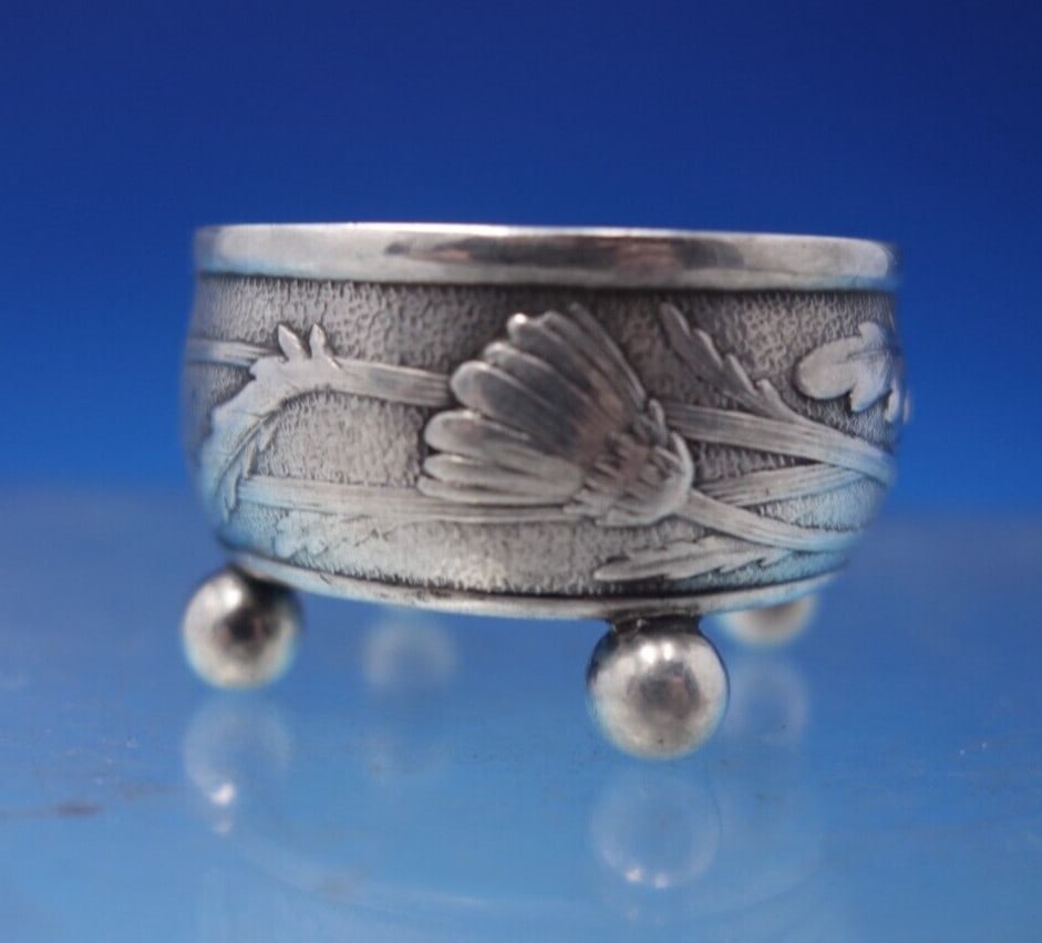 Tiffany & Co Vine Sterling Silver Salt Dip Daisy Motif Gold Washed: Tiffany & Co Vine Sterling Silver Salt Dip Daisy Motif Gold Washed This exquisite salt dip from the Vine pattern by Tiffany & Co. is a stunning example of sterling silver craftsmanship. Crafted from h