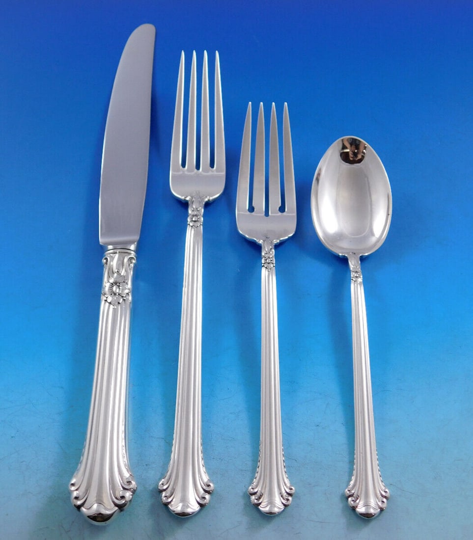 Towle Silver Plumes 4-Piece Sterling Silver Dinner Place Setting: Towle Silver Plumes 4-Piece Sterling Silver Dinner Place Setting Enhance your dining experience with this elegant 4-piece place setting in the Silver Plumes pattern by Towle. Crafted from high-quality
