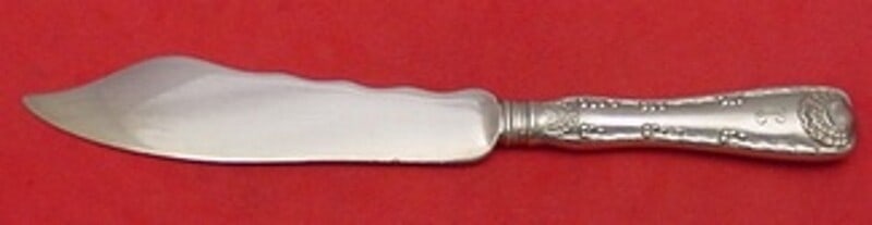 Tiffany & Co Wave Edge Sterling Silver Fish Knife 7.5 inches: Tiffany & Co Wave Edge Sterling Silver Fish Knife 7.5 inches This Tiffany & Co. fish knife showcases the elegant Wave Edge pattern, crafted entirely from sterling silver. Measuring 7 1/2 inches, it fe