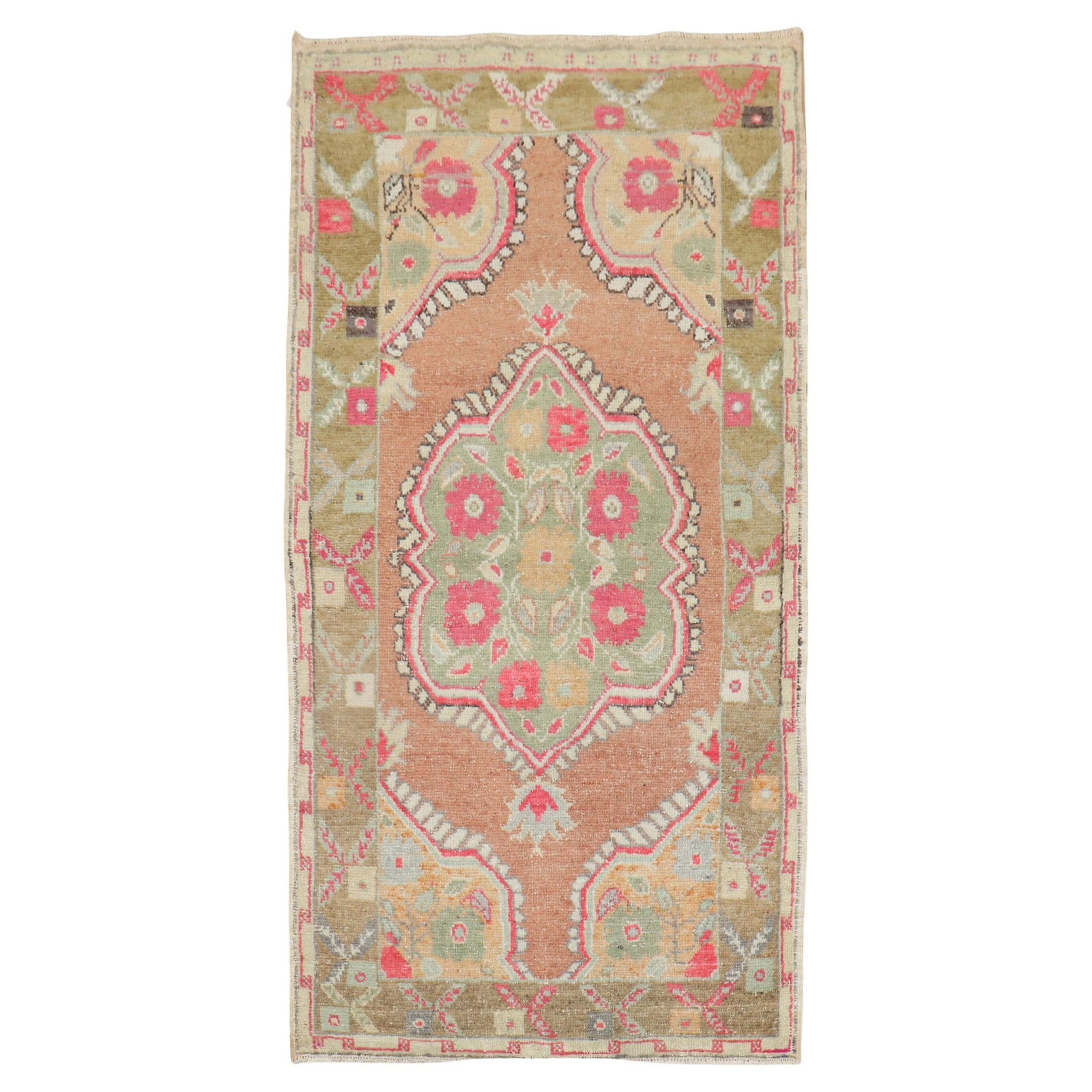 Mid-20th Century Vintage Turkish Oushak Hand-Woven Wool Rug 32 x 57: Mid-20th Century Vintage Turkish Oushak Hand-Woven Wool Rug 32 x 57 This vibrant vintage Turkish Oushak throw rug is a stunning addition to any home. Hand-woven from high-quality wool, it showcases th