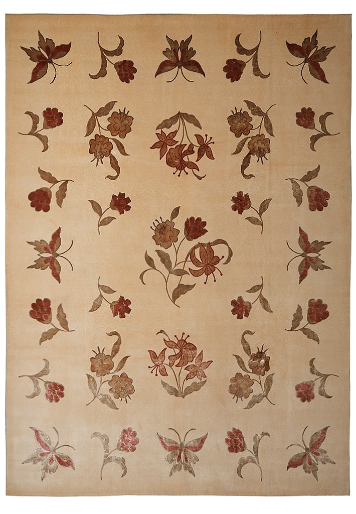 8 x 10 Handmade Ivory Wool Silk Rug Modern Transitional Fine Weave: 8 x 10 Handmade Ivory Wool Silk Rug Modern Transitional Fine Weave Free continental US Shipping This 8 x 10 rug features a fine hand-knotted weave crafted from a blend of wool and silk. Showcasing a t