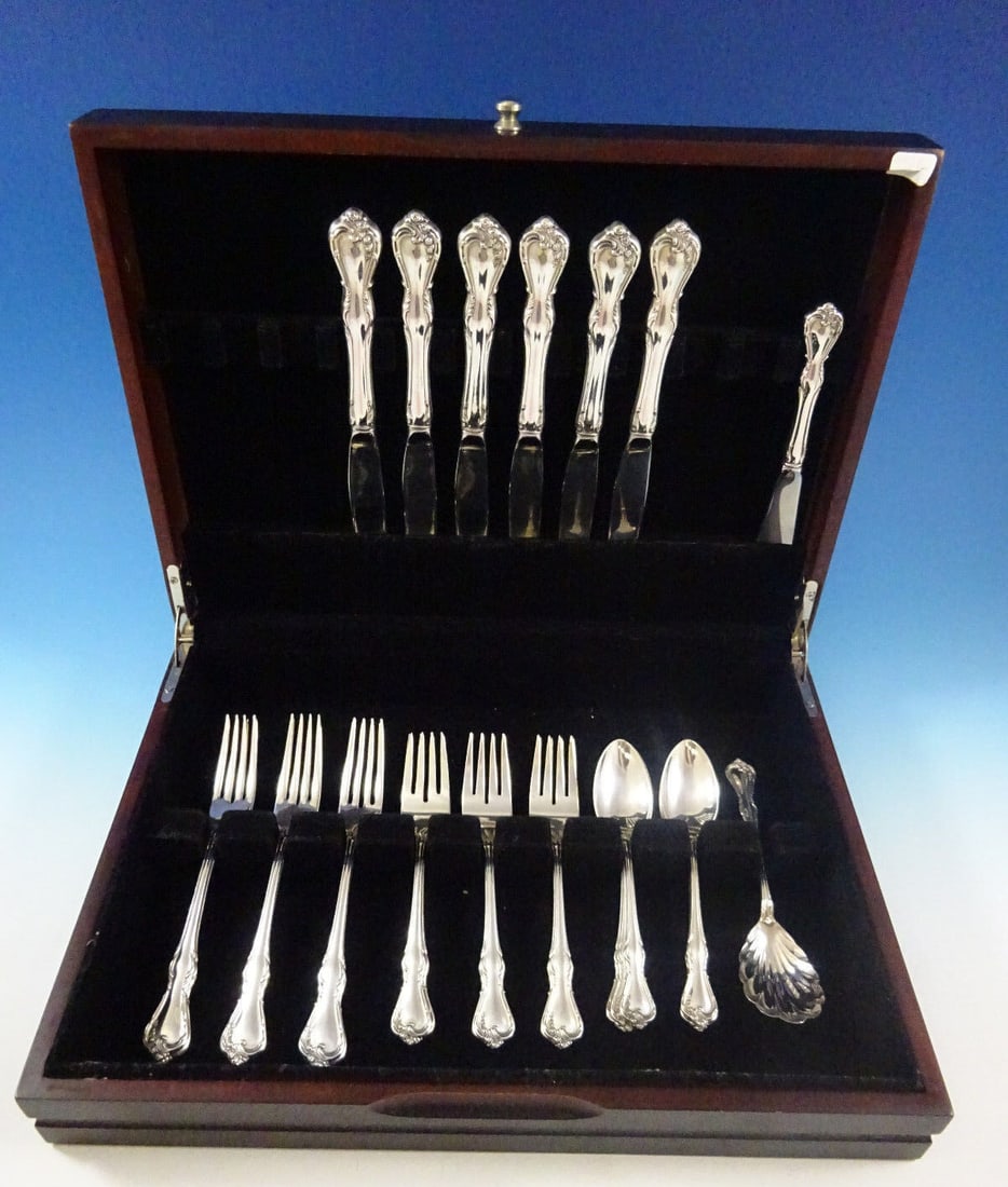 26 Piece Sterling Silver Flatware Set Reed and Barton Rose Cascade (1 of 6)