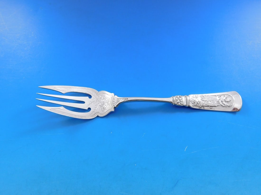Gorham Fontainebleau Sterling Silver Fish Fork 6 5/8 Multi-Motif Monogrammed: Gorham Fontainebleau Sterling Silver Fish Fork 6 5/8 Multi-Motif Monogrammed This exquisite fish fork is part of the Fontainebleau pattern by Gorham, crafted from high-quality sterling silver. Measuri