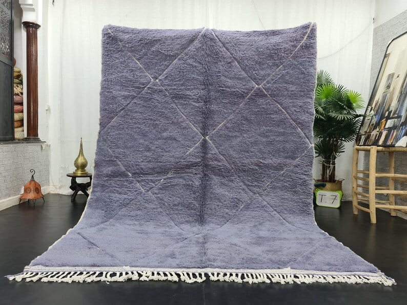 Authentic Handmade Grey Wool Rug with Engraved Pattern 8 x 5 feet: Authentic Handmade Grey Wool Rug with Engraved Pattern 8 x 5 feet This stunning handmade grey wool rug features an engraved geometric pattern, skillfully handwoven by local Berber women weavers in the