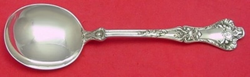 Gorham Patrician Sterling Silver Gumbo Soup Spoon 6 7/8" Heirloom: Gorham Patrician Sterling Silver Gumbo Soup Spoon 6 7/8" Heirloom Enhance your dining experience with this exquisite Patrician by Gorham Sterling Silver Gumbo Soup Spoon. Crafted from high-quality ste