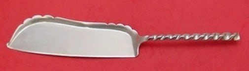 Twist Pattern Dominick and Haff Sterling Silver Fish Server 13 Inch: Twist Pattern Dominick and Haff Sterling Silver Fish Server 13 Inch This exquisite fish server is crafted from high-quality sterling silver and designed in the elegant Twist pattern by Dominick and Ha