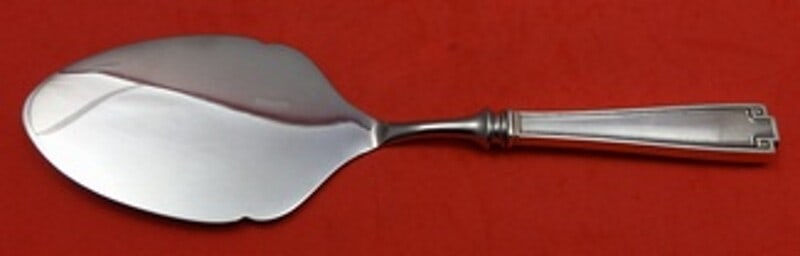 Gorham Etruscan Sterling Silver Pastry Server 9 1/4": Gorham Etruscan Sterling Silver Pastry Server 9 1/4" This exquisite pastry server from the Etruscan pattern by Gorham is a stunning example of fine craftsmanship. Made of sterling silver, it features 
