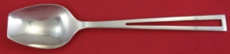 Celsa Avanti Mexican Sterling Silver Soup Spoon 7 7/8 Inch: Celsa Avanti Mexican Sterling Silver Soup Spoon 7 7/8 Inch Enhance your dining experience with this exquisite Avanti pattern soup spoon from Celsa, crafted in Mexico. This sterling silver place soup s