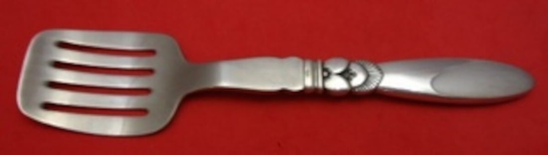 Georg Jensen Cactus Sterling Silver Sardine Server 6 3/8": Georg Jensen Cactus Sterling Silver Sardine Server 6 3/8" This exquisite sardine server from the renowned Cactus pattern by Georg Jensen showcases the elegance of Art Deco design. Crafted from sterlin