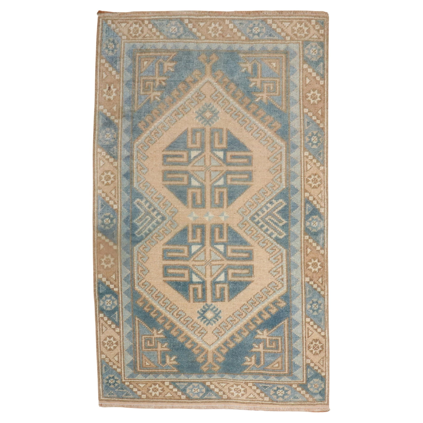 Zabihi Collection Vintage Turkish Hand-Knotted Wool Rug 30 x 48: Zabihi Collection Vintage Turkish Hand-Knotted Wool Rug 30 x 48 Explore the beauty of this Zabihi Collection Vintage Turkish Small Rug, a stunning piece that brings a touch of the Adirondack style to 