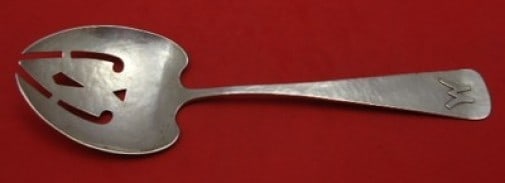 Falick Novick Sterling Silver Ice Spoon 9 3/4" Monogram M: Falick Novick Sterling Silver Ice Spoon 9 3/4" Monogram M This exquisite ice spoon, crafted by Falick Novick of Chicago, Illinois, is made of high-quality sterling silver. Measuring 9 3/4 inches in le