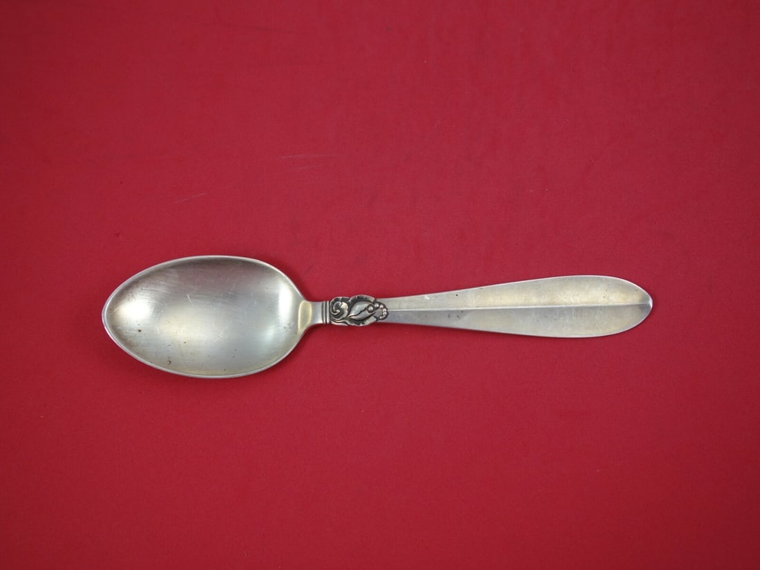 Frigast Princess Fuchsia Sterling Silver Dinner Spoon 7 5/8": Frigast Princess Fuchsia Sterling Silver Dinner Spoon 7 5/8" This exquisite dinner spoon is crafted in sterling silver and features the elegant Princess Fuchsia pattern by Frigast. Measuring 7 5/8 inc