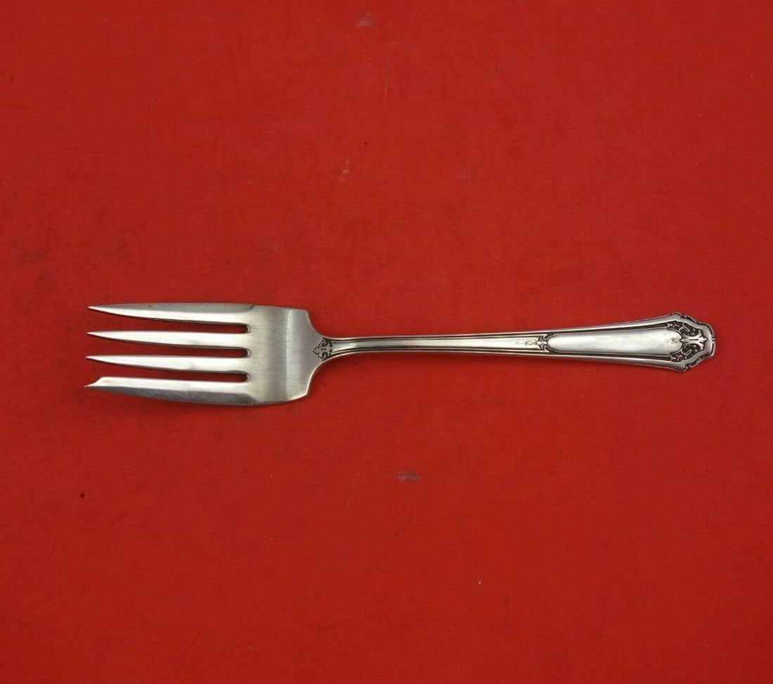 Wallace Princess Anne Sterling Silver Salad Fork 6 Vintage Flatware: Wallace Princess Anne Sterling Silver Salad Fork 6 Vintage Flatware This exquisite vintage salad fork is crafted from sterling silver and features the elegant Princess Anne pattern by Wallace. Measuri
