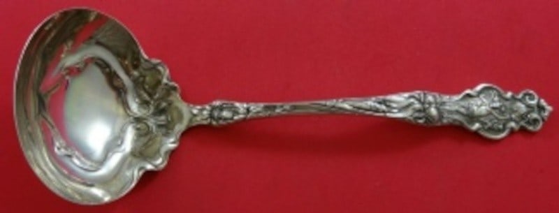 Wallace Irian Sterling Silver 10.5 Inch Oyster Ladle Art Nouveau: Wallace Irian Sterling Silver 10.5 Inch Oyster Ladle Art Nouveau Introducing the exquisite Irian Oyster Ladle by Wallace, a stunning piece of serving silverware that embodies the elegance of the Art N