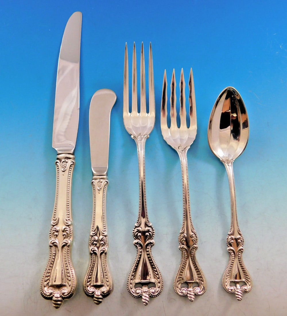 Towle Old Colonial Sterling Silver Flatware Set 64 Pieces for 12 with Storage Chest (1 of 9)