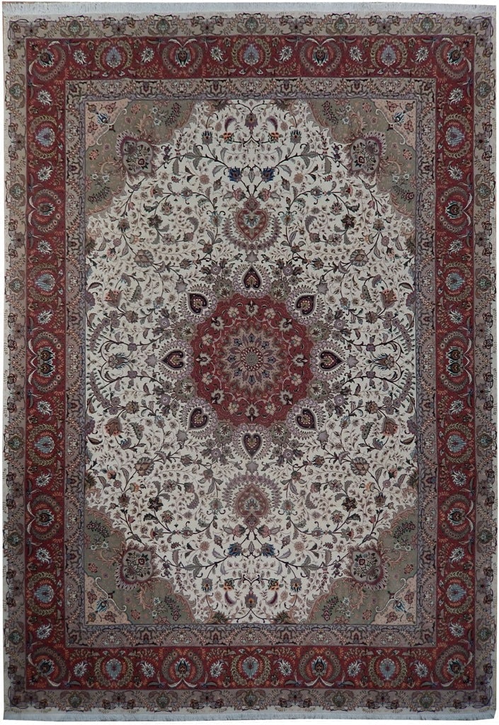 Luxurious 9.9 x 13.6 Persian Tabriz Rug in Wool & Silk: Luxurious 9.9 x 13.6 Persian Tabriz Rug in Wool & Silk Free continental US Shipping Enhance your space with this exquisite 9.9 x 13.6 Persian Tabriz rug, meticulously crafted from a blend of wool and 