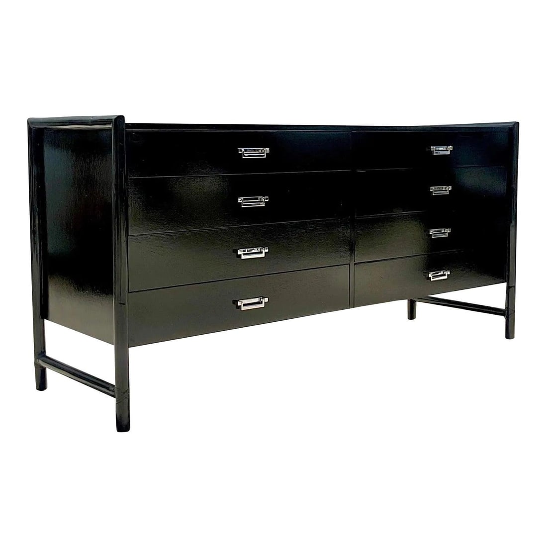 Vintage McGuire Lacquered Rattan Dresser Black Coastal Style: Vintage McGuire Lacquered Rattan Dresser Black Coastal Style This exquisite vintage Coastal dresser, crafted by the renowned McGuire group, showcases a striking black lacquered oak finish complemented