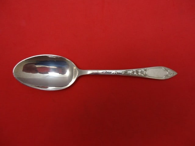 Stieff Lady Claire Sterling Silver Serving Spoon 7 3/4 Inches: Stieff Lady Claire Sterling Silver Serving Spoon 7 3/4 Inches This elegant serving spoon, crafted in the early to mid-20th century, features the exquisite Lady Claire pattern by Stieff. Made of high-q