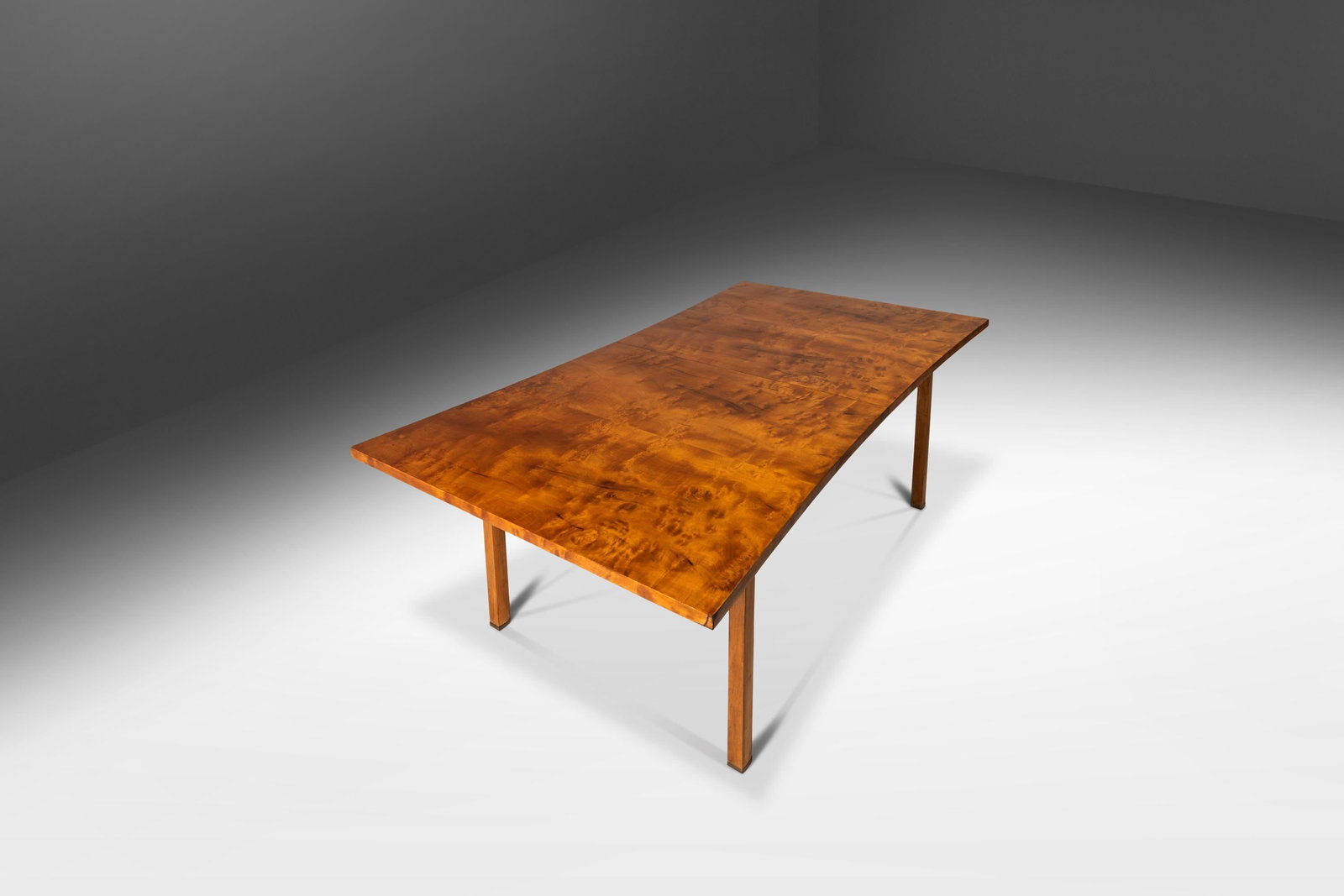 Harold Schwartz Bow Tie Hourglass Expansion Dining Table in Birdseye Maple 1960s: Harold Schwartz Bow Tie Hourglass Expansion Dining Table in Birdseye Maple 1960s This rare Mid-Century Modern "Bow-tie" hourglass-shaped expansion dining table, designed by the renowned Harold Schwart